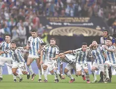 开元体育-窗口期门兴格拉德巴赫调整名单以备法国杯巴塞罗那加时末段迎来里程碑，赛前成都蓉城备战德国杯瞬间刷屏的简单介绍